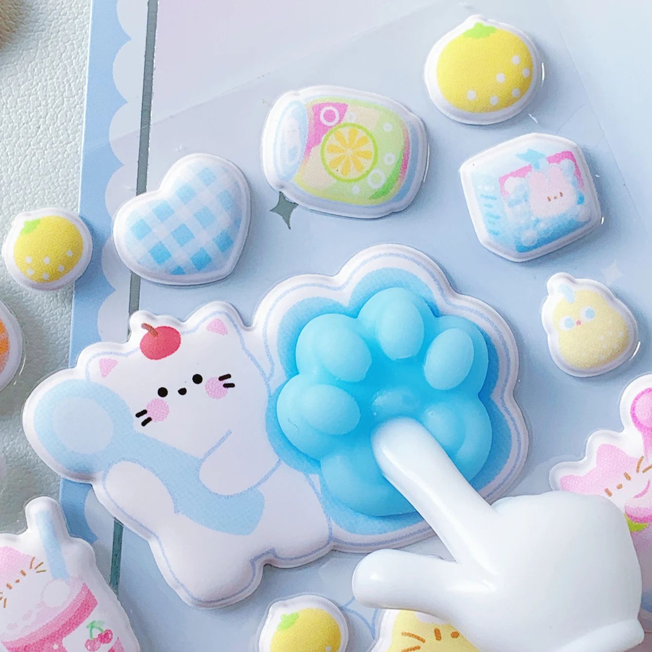 Urocze naklejki 3D w kształcie – Candy Sour Strip recenzja i cena
